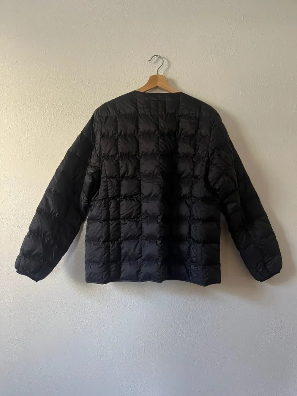 Black Gramicci quilted lightweight down puffer jacket XXL